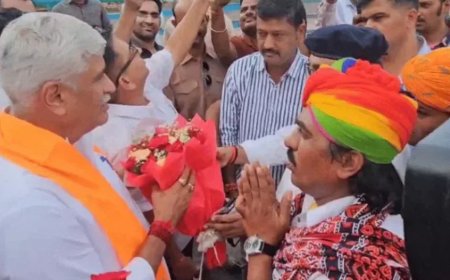 नेपाल में अशांति के बीच भारत सतर्क: फंसे पर्यटकों की सुरक्षित वापसी के लिए सरकार सक्रिय -गजेंद्र सिंह शेखावत